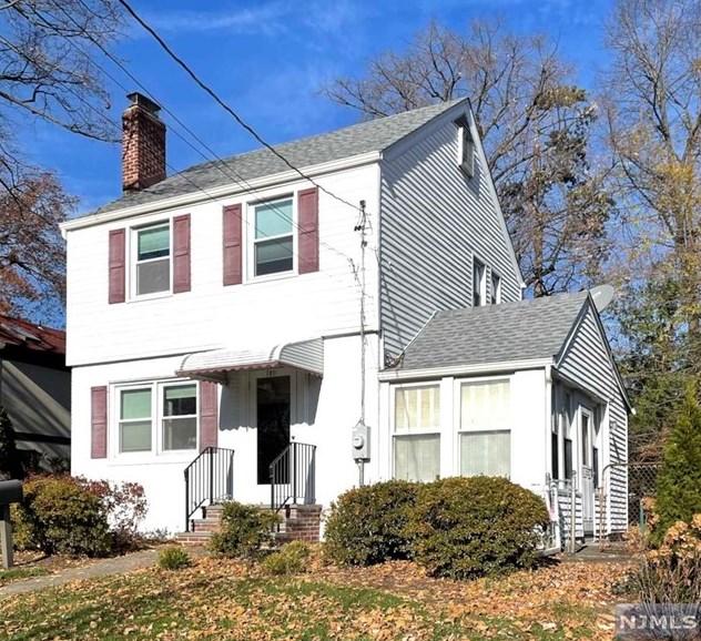 180 Manning Ave, River Edge, NJ 07661