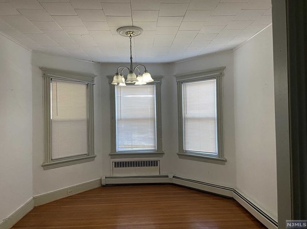 256 E 21st St, Paterson, NJ 07513
