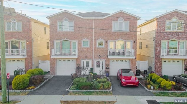 6 Kiesewetter Ln ##1, Secaucus, NJ 07094