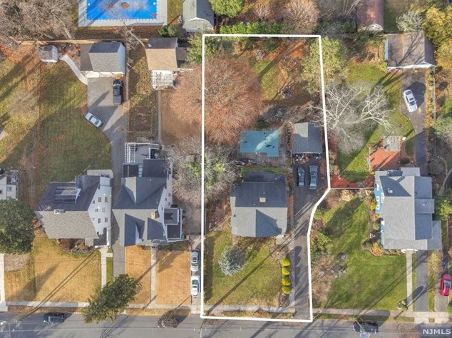 1133 Martine Ave, Plainfield, NJ 07060-2635