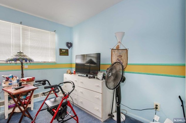 115 Spring St, Passaic Park NJ 07055-5506 exterior