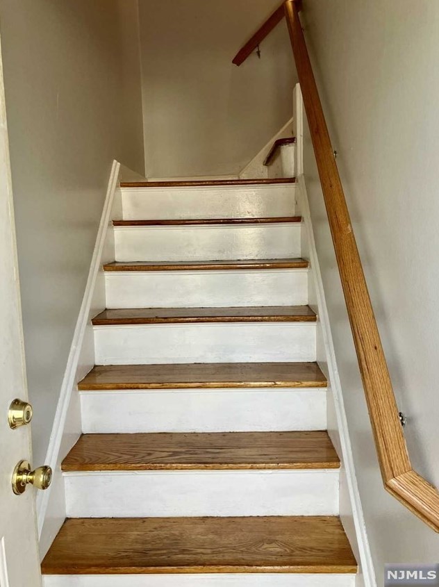 77 Exton Ave #2, North Arlington, NJ 07031
