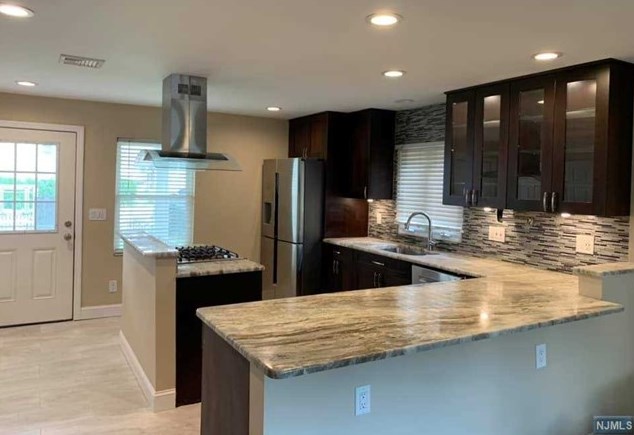 34 Yahara Ave, Rutherford, NJ 07070