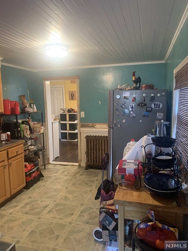 82 Pamrapo Ave, Jersey City NJ  07305-2419 exterior