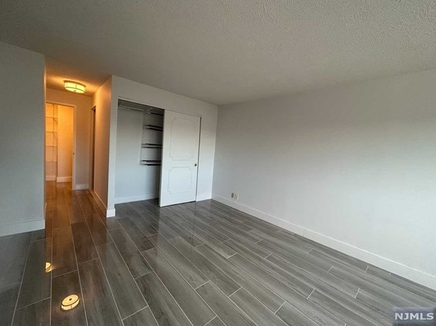 200 Old Palisade Rd, West Fort Lee NJ 07024-7056 exterior