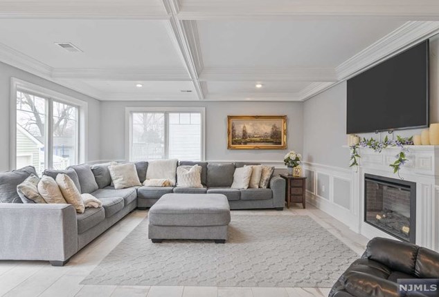 104 Forest St, Closter, NJ 07624