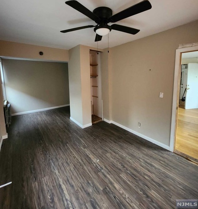 9 Tuscarora St, Bergenfield NJ 07621-1332 exterior