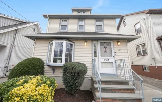 127 Piaget Ave, Clifton, NJ 07011