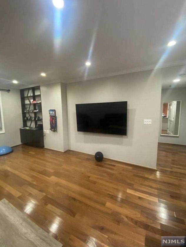 2204 City Pl #2204, Edgewater, NJ 07020