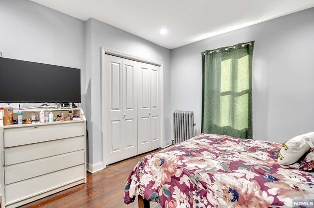 279 Rutledge Ave, East Orange NJ  07017-4605 exterior