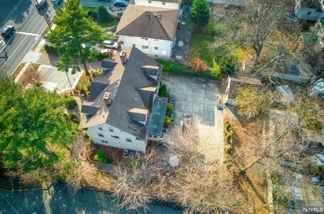 1025 Palisade Ave, West Fort Lee NJ  07024-6320 exterior