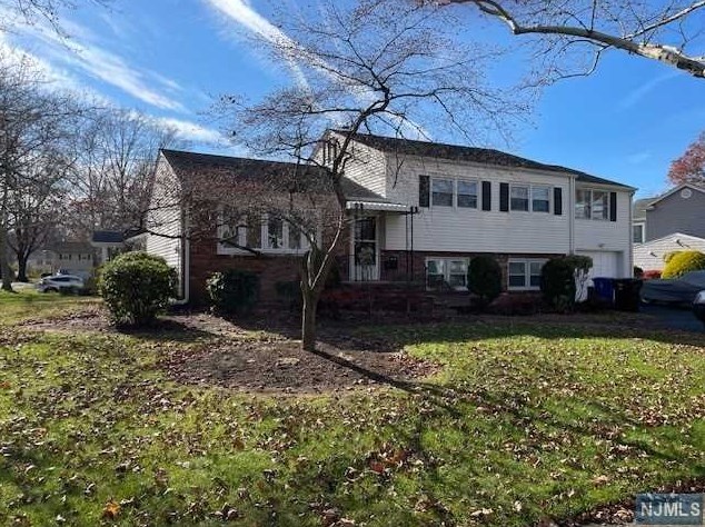330 Ellen Pl, Paramus, NJ 07652
