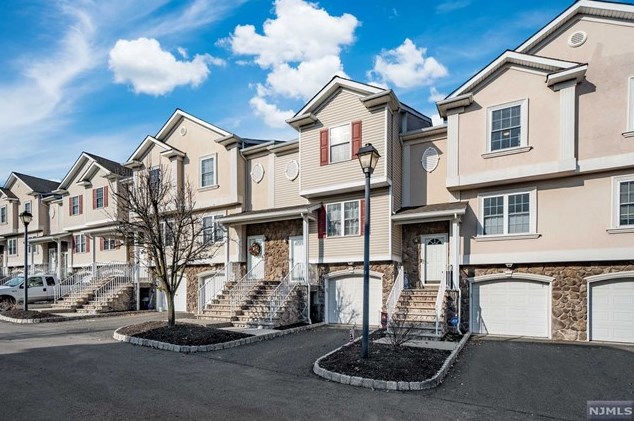 264 Midland Ave #22, Saddle Brook, NJ 07663