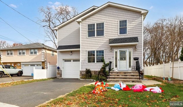 409 E 54th St, Elmwood Park, NJ 07407
