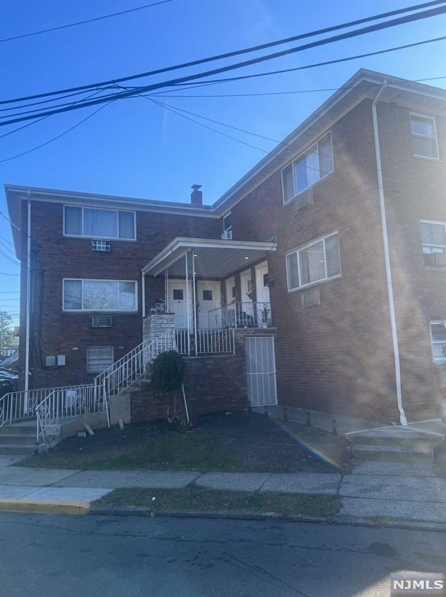 434 Henry St #4, Fairview, NJ 07022