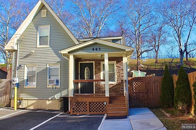 445 Summer St, Paterson, NJ 07501
