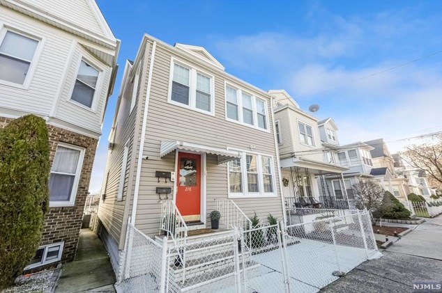 218 Brighton Ave, Kearny, NJ 07032