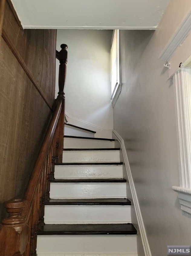287 Central Ave #2nd Floor, Hackensack, NJ 07601