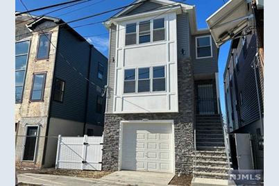 409 S 10th St #2nd Floor, Newark, NJ 07103 - MLS 23037603