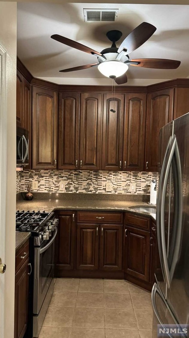 26 Line Ave, Vauxhall, NJ 07088-1015