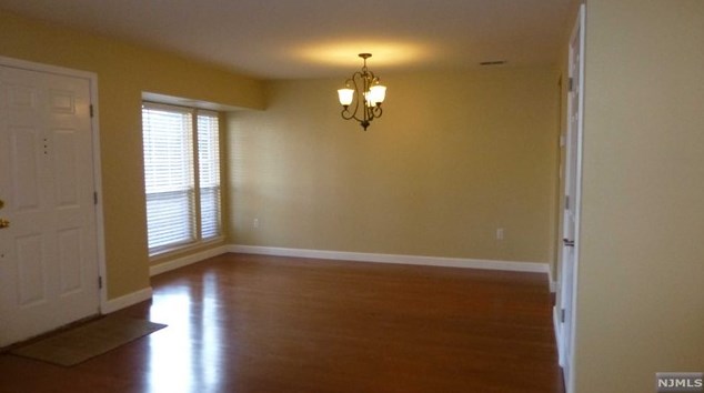 1109 Coventry Way, Mahwah, NJ 07430