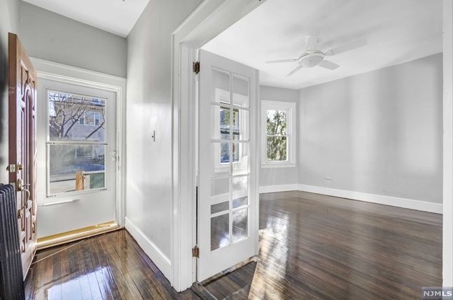 58 Van Riper Ave, Clifton, NJ 07011-1326