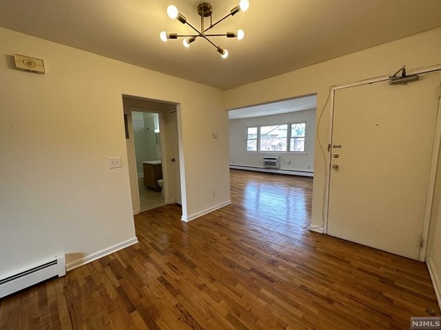 100 Maple St #20, Outwater, NJ 07026
