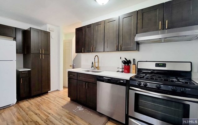 787 Glen Rd #2nd Floor, Cliffside Park, NJ 07010