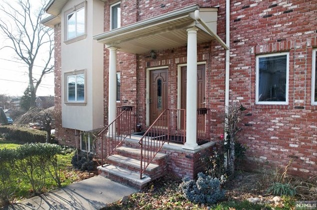 231 E Homestead Ave #1st Fl, Palisades Park, NJ 07650