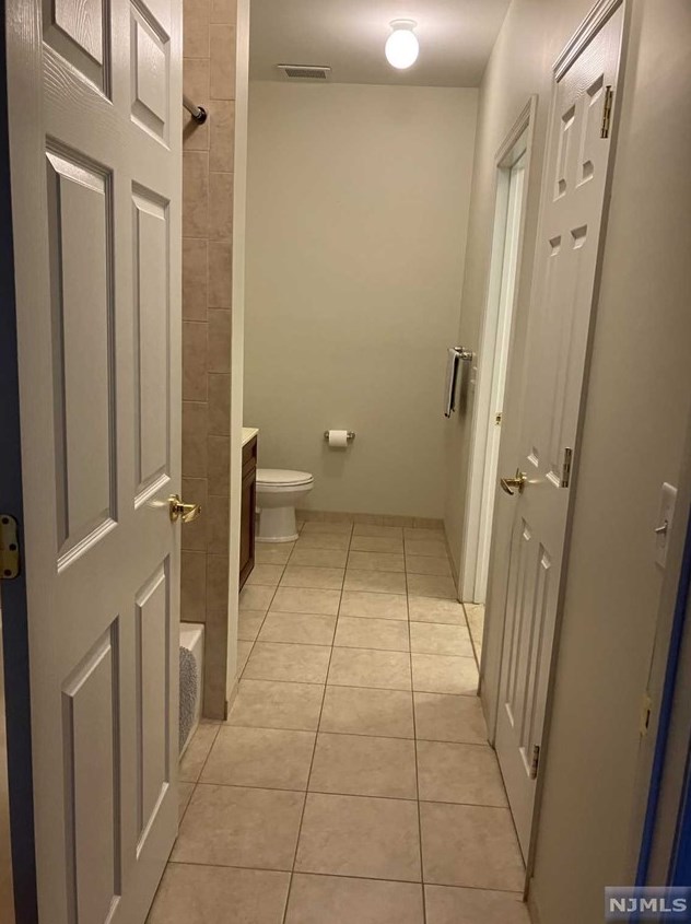 3107 Cory Ln, Elmwood Park NJ  07407 exterior