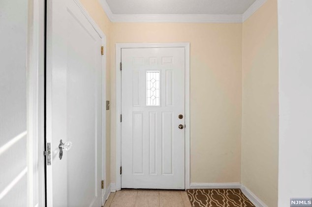 23 Strathmore Terrace, Saddle Brook, NJ 07663
