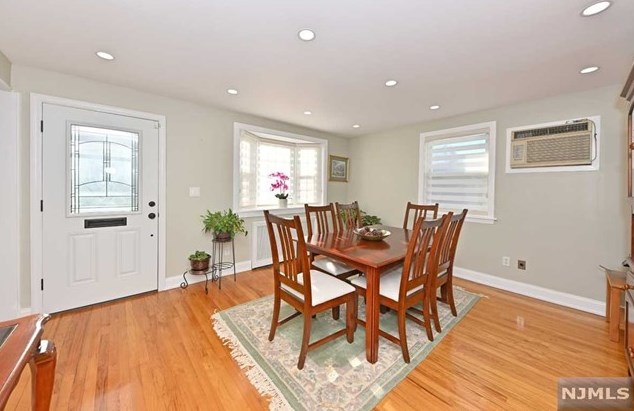 556 Duke Rd, N Milford, NJ 07646