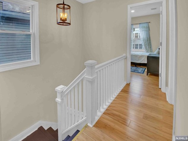 19 Becker Ter, Irvington NJ 07111-1311 exterior