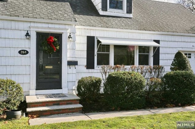 264 Atlantic St, Oradell, NJ 07649