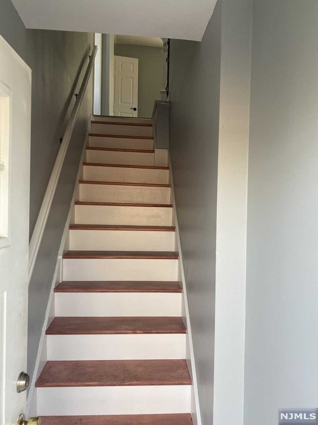 47 River Edge Rd #2, River Edge, NJ 07661