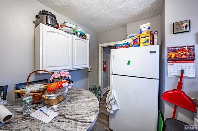 43 Montrose Ter, Irvington NJ  07111-3821 exterior