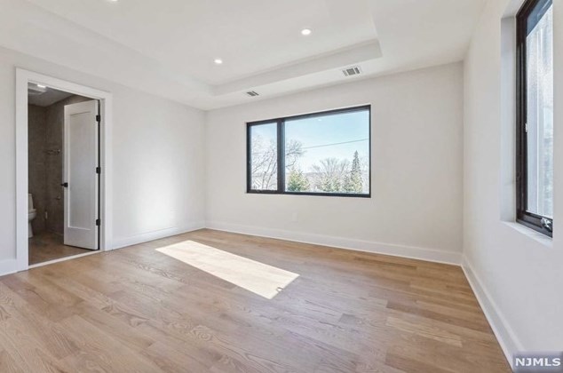 129 Lylewood Dr, Tenafly NJ  07670-1908 exterior