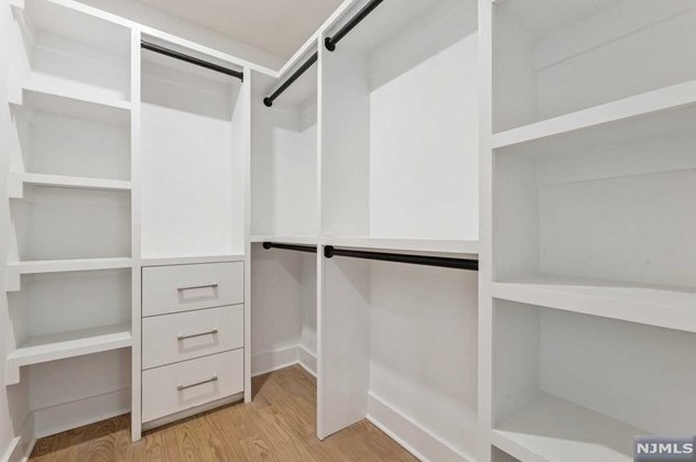 129 Lylewood Dr, Tenafly NJ  07670-1908 exterior