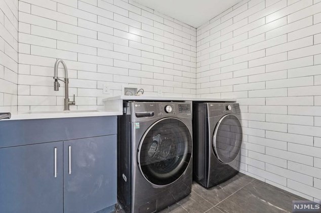 129 Lylewood Dr, Tenafly NJ  07670-1908 exterior