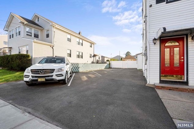 128 W Central Blvd #2, Palisades Park, NJ 07650