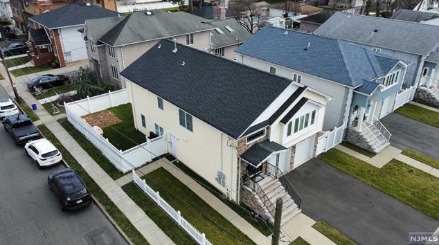 7 Grant St #1, Elmwood Park, NJ 07407