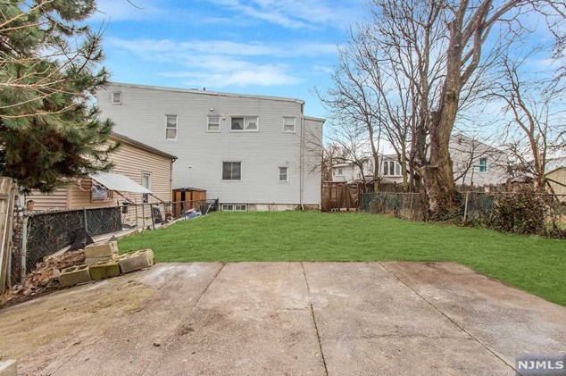 71 Franklin St, Belleville NJ 07109-1002 exterior