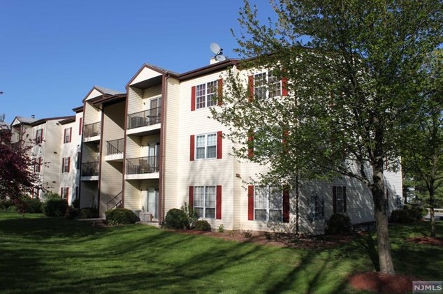 101 Robertson Way, Lincoln Park, NJ 07035