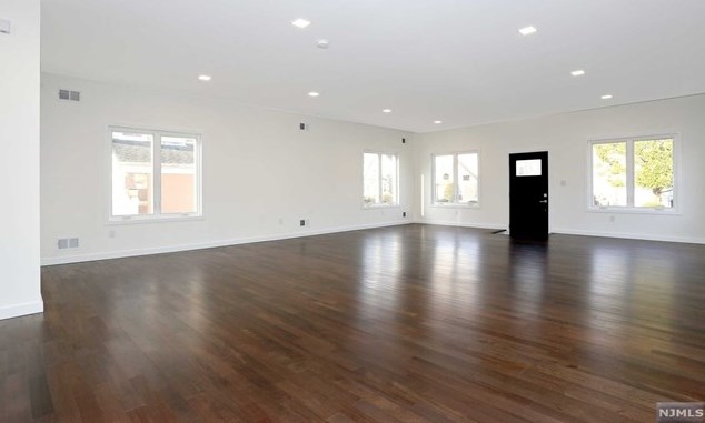 262 Wilson St, Hackensack NJ  07601-3024 exterior