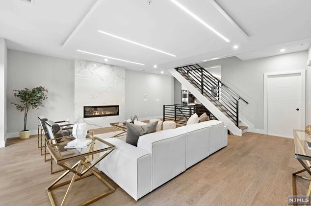 570 Kearney Ave #570, Cliffside Park, NJ 07010