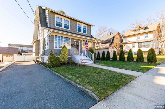 12 Winslow Pl, Rutherford, NJ 07070