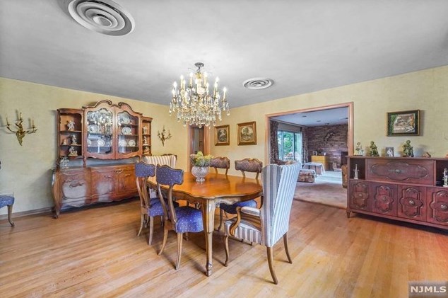 1036 Briar Way, West Fort Lee NJ exterior