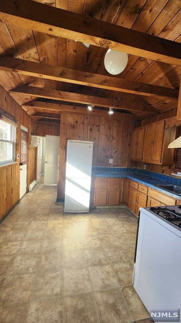 778 Wyckoff Ave, Mahwah, NJ 07430