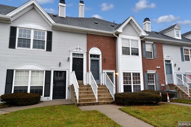 1104 Coventry Way, Mahwah, NJ 07430