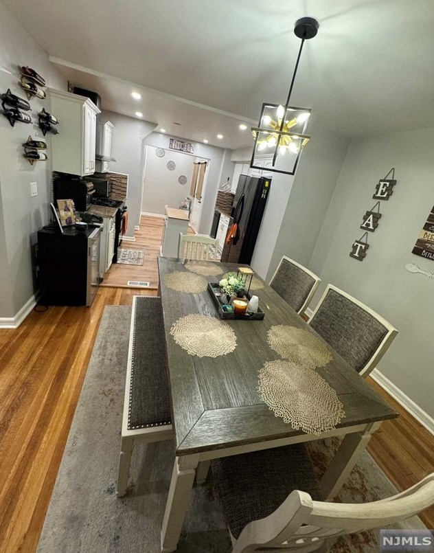 147 Bedford Ave, Teaneck NJ  07666-5904 exterior